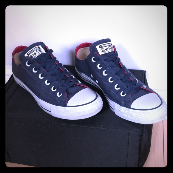 Limited Edition Converse Chuck Taylor All Star - Picture 2 of 8